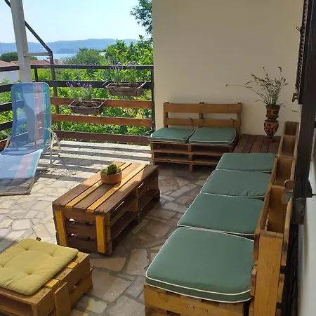 Lilly Apartment Crveni Vrh
